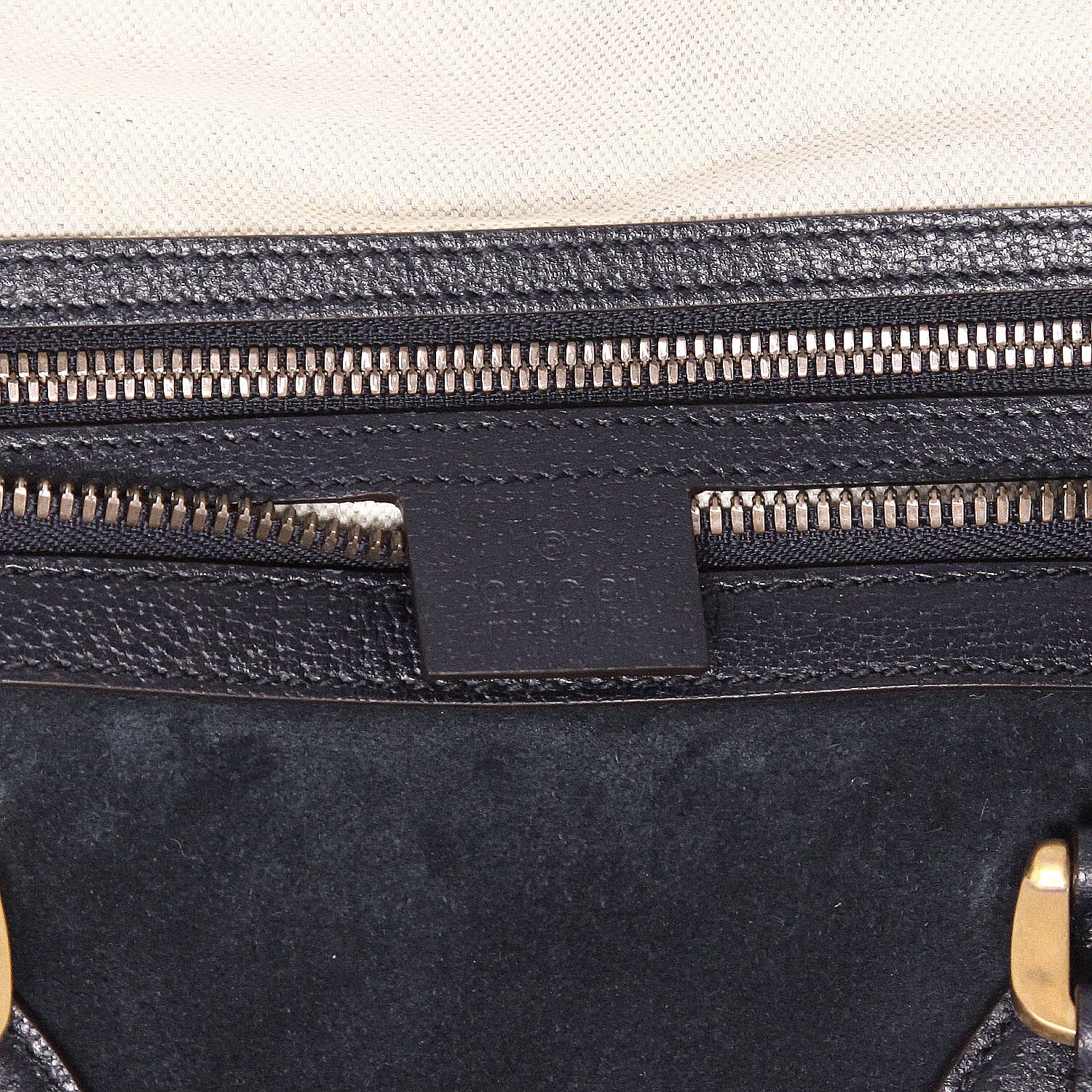 Sac de week end Gucci en velours et cuir bleu-marine - Detail D6