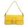 Sac à main Fendi  Baguette en cuir jaune - 360 thumbnail