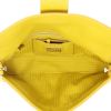 Bolso de mano Fendi  Baguette en cuero amarillo - Detail D3 thumbnail