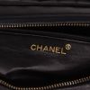 Chanel  Vintage shoulder bag  in black leather - Detail D2 thumbnail