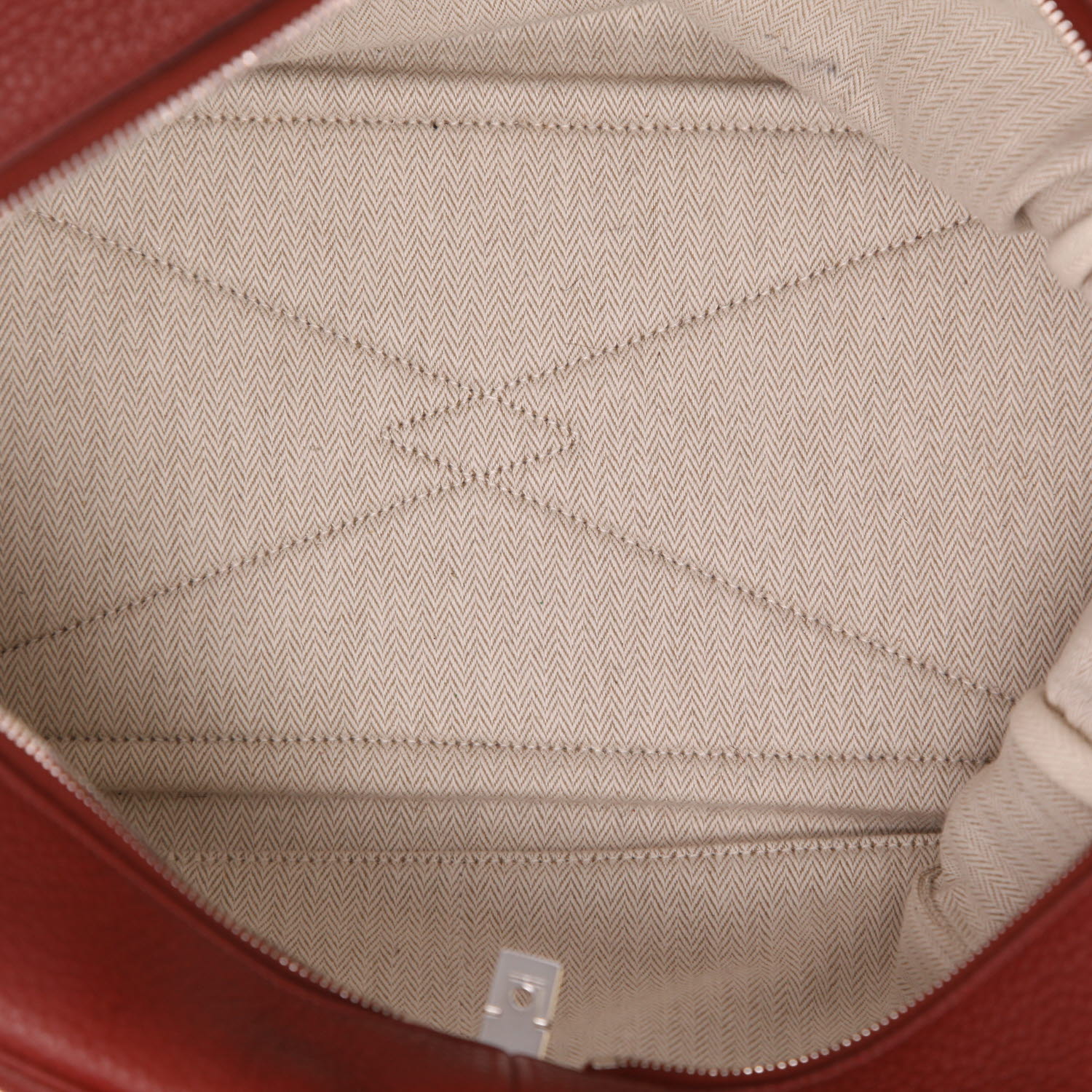 Hermès  Victoria handbag  in red togo leather - Detail D3