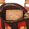 Porte-clef Louis Vuitton  Speedy Editions Limitées en toile damier enduite marron et rouge et cuir naturel - Detail D2 thumbnail