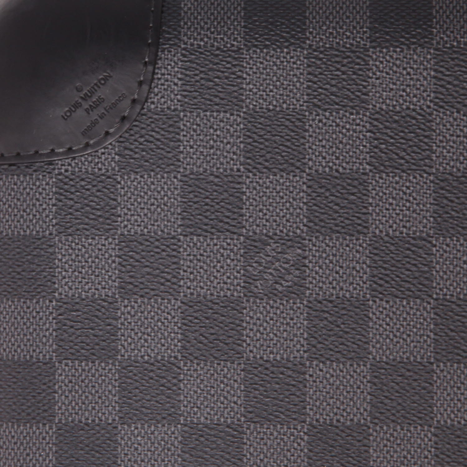Louis Vuitton  Horizon 50 suitcase  in black damier canvas  and grey aluminium - Detail D3