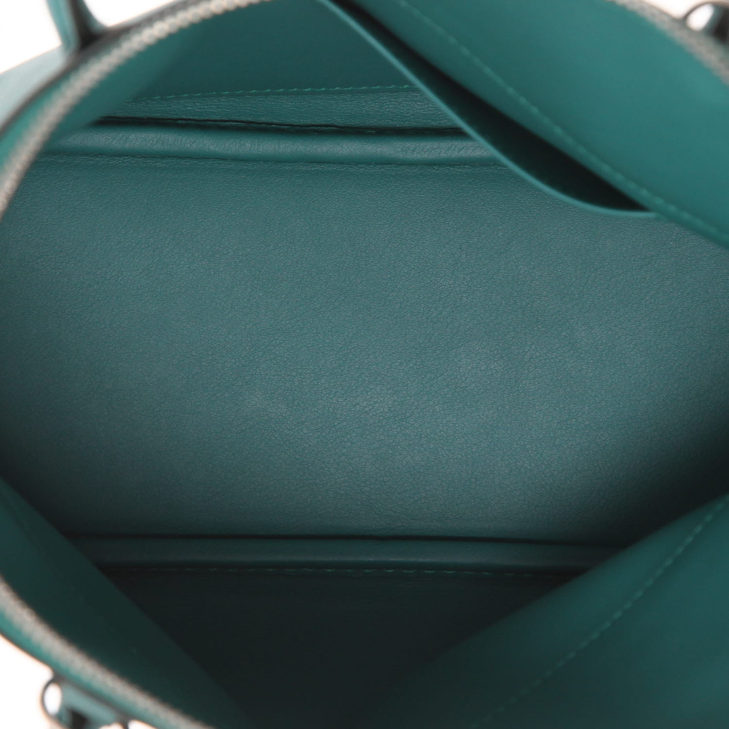 Hermès  Bolide 25 cm handbag  in green Swift leather - Detail D3
