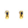 Paire de boucles d'oreilles Chaumet Anneau en or jaune et saphirs - 360 thumbnail
