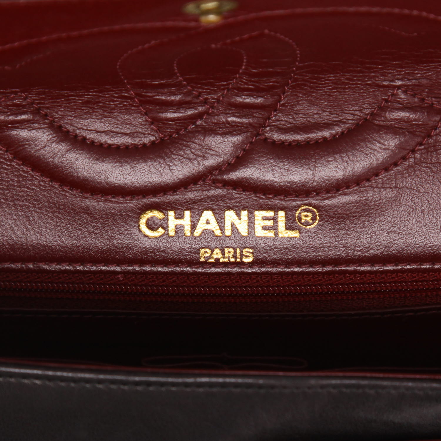 Chanel  Vintage handbag  in black quilted leather - Detail D2