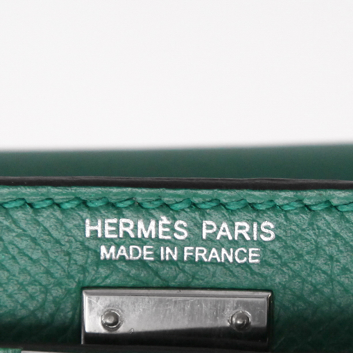 Bolso bandolera Hermès  Kelly 20 cm en cuero epsom verde - Detail D2