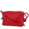 Bottega Veneta  Loop mini  shoulder bag  in red intrecciato leather - 00pp thumbnail