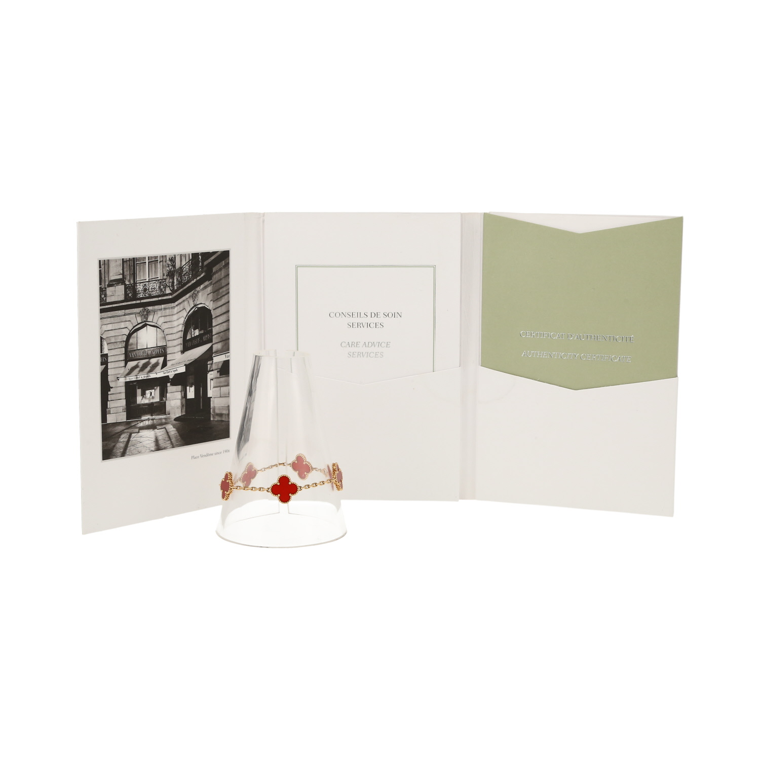 Bracelet Van Cleef & Arpels Vintage Alhambra en or jaune et cornaline - Detail D2