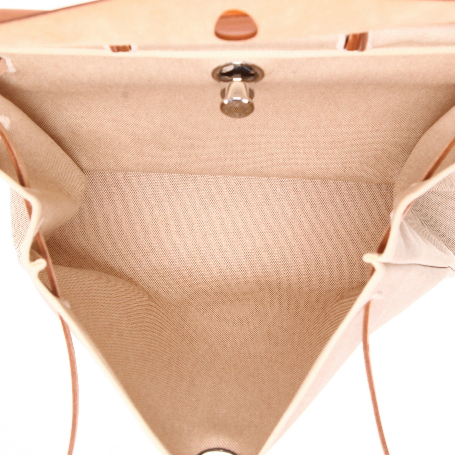 Sac porté épaule ou main Hermès  Herbag en toile beige et vache Hunter - Detail D3