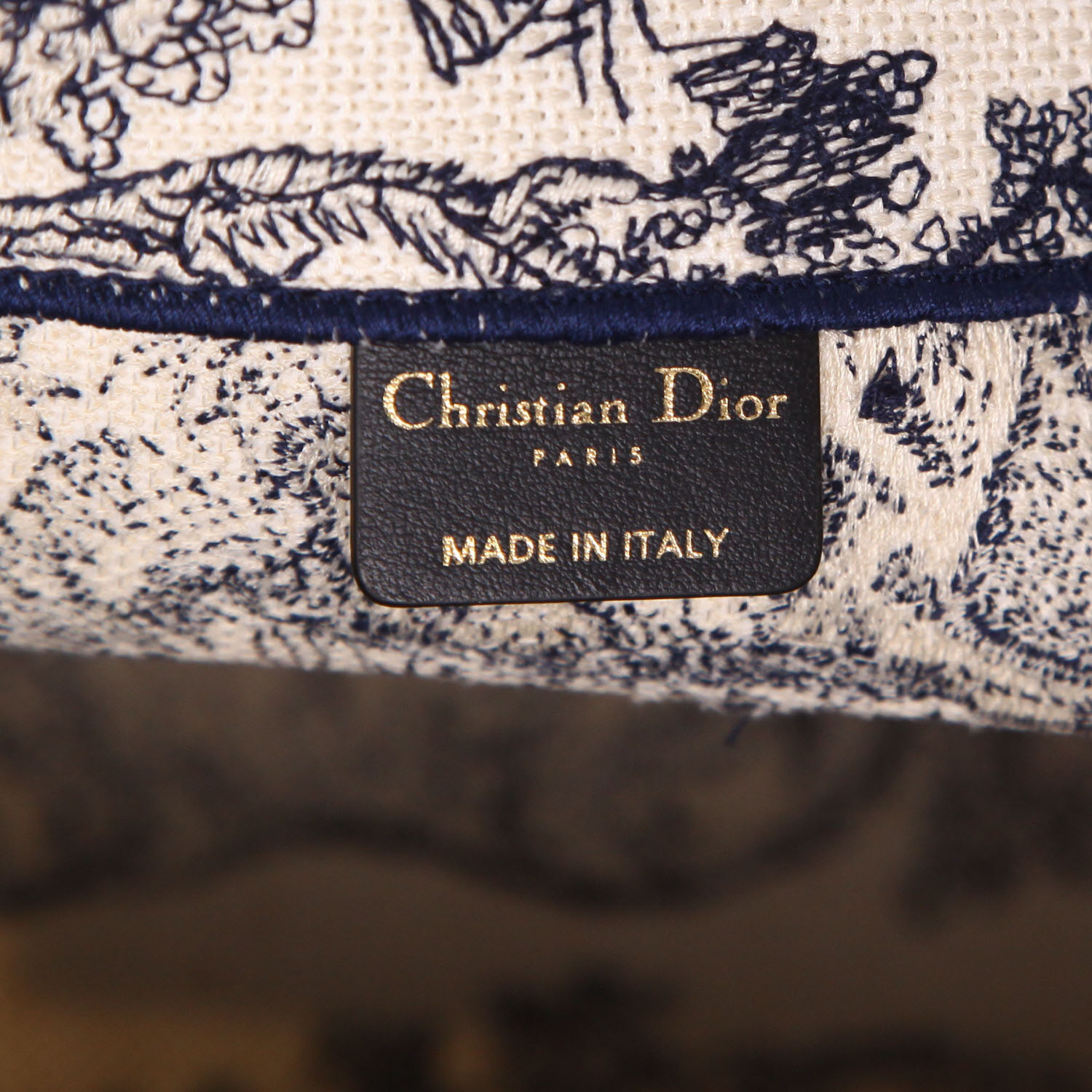 Bolso Cabás Dior  Book Tote modelo grande  en lona azul marino y blanca - Detail D2
