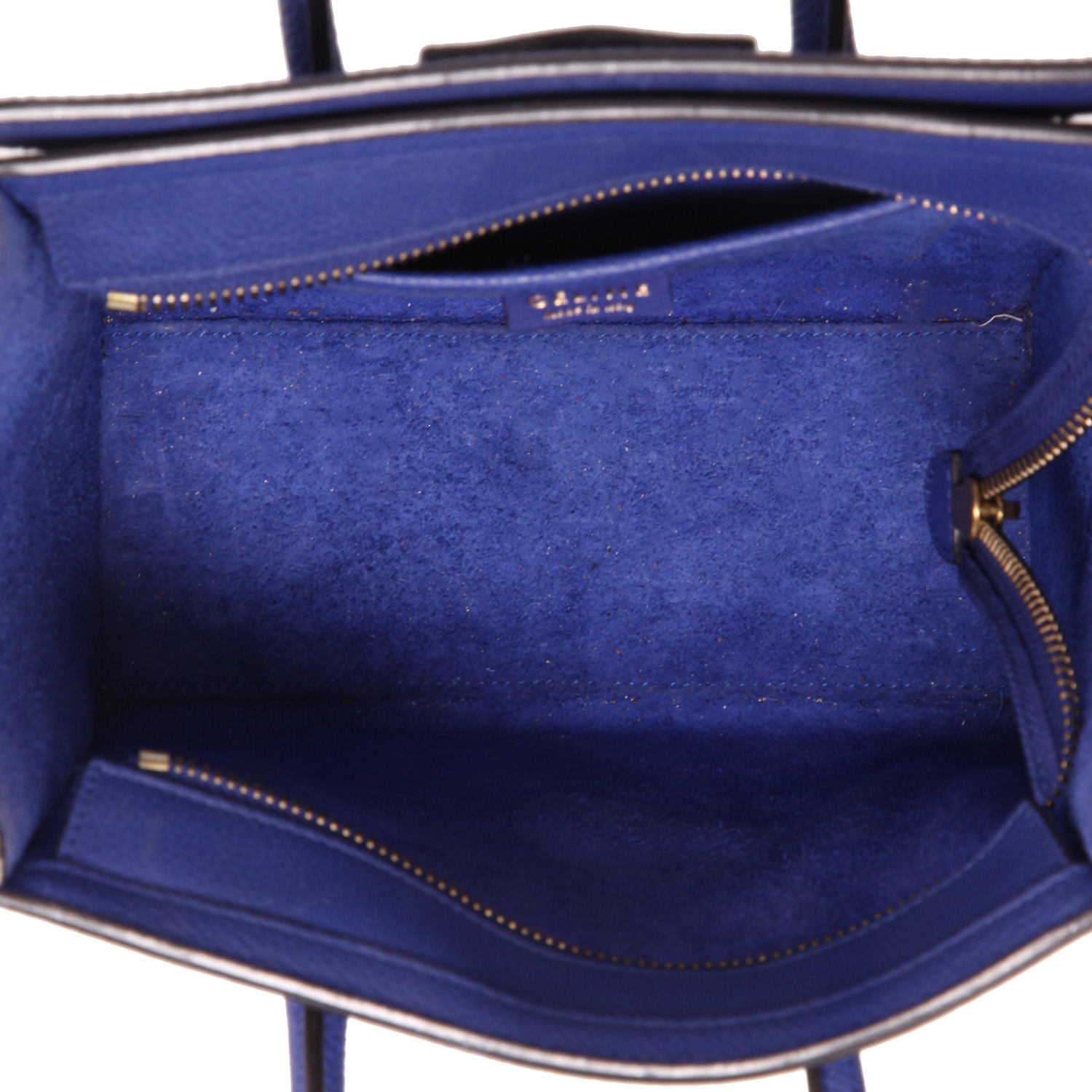 Celine  Luggage Nano shoulder bag  in blue grained leather - Detail D3