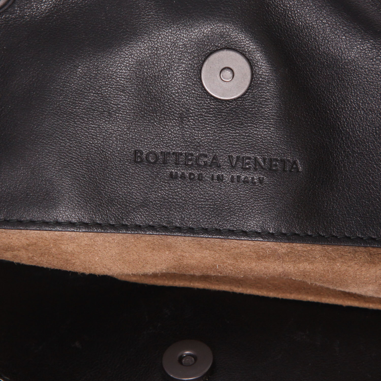 Bottega Veneta  Tote shopping bag  in black intrecciato leather - Detail D2
