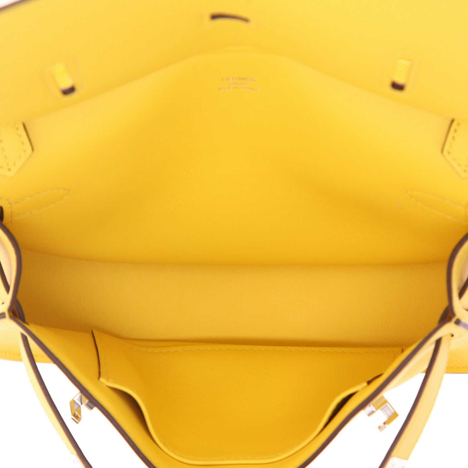 Sac bandoulière Hermès  Jypsiere mini  en cuir Swift Jaune de Naples - Detail D3
