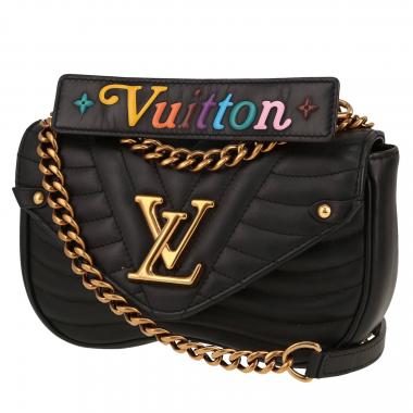 Bolso bandolera Louis Vuitton  New Wave en cuero acolchado negro