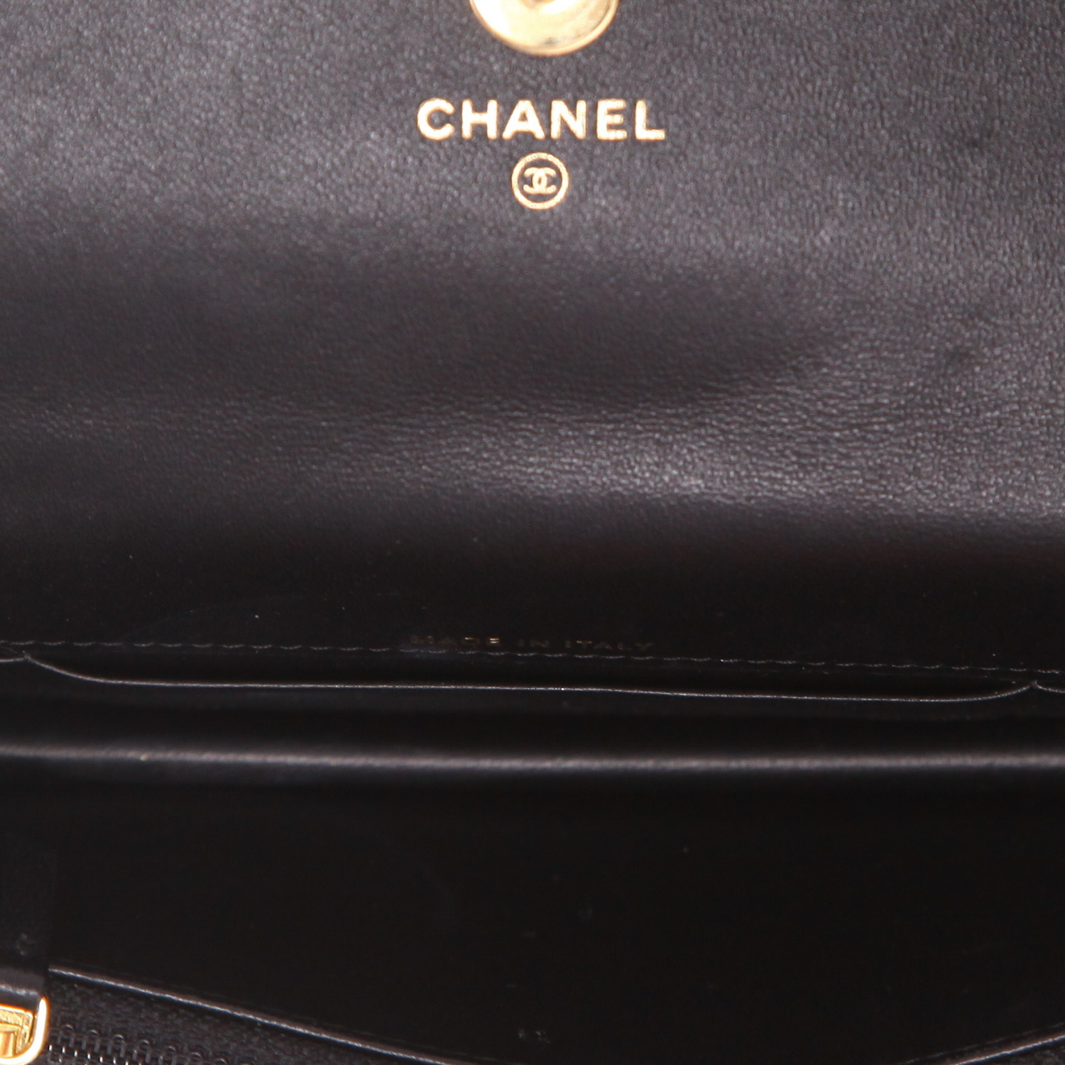 Pochette Chanel  Editions Limitées en cuir matelassé noir - Detail D3