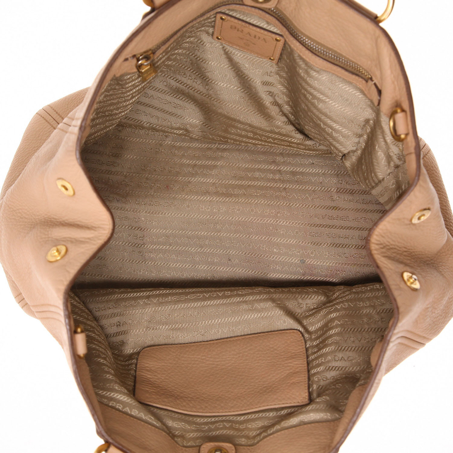 Prada  Vitello handbag  in beige grained leather - Detail D3