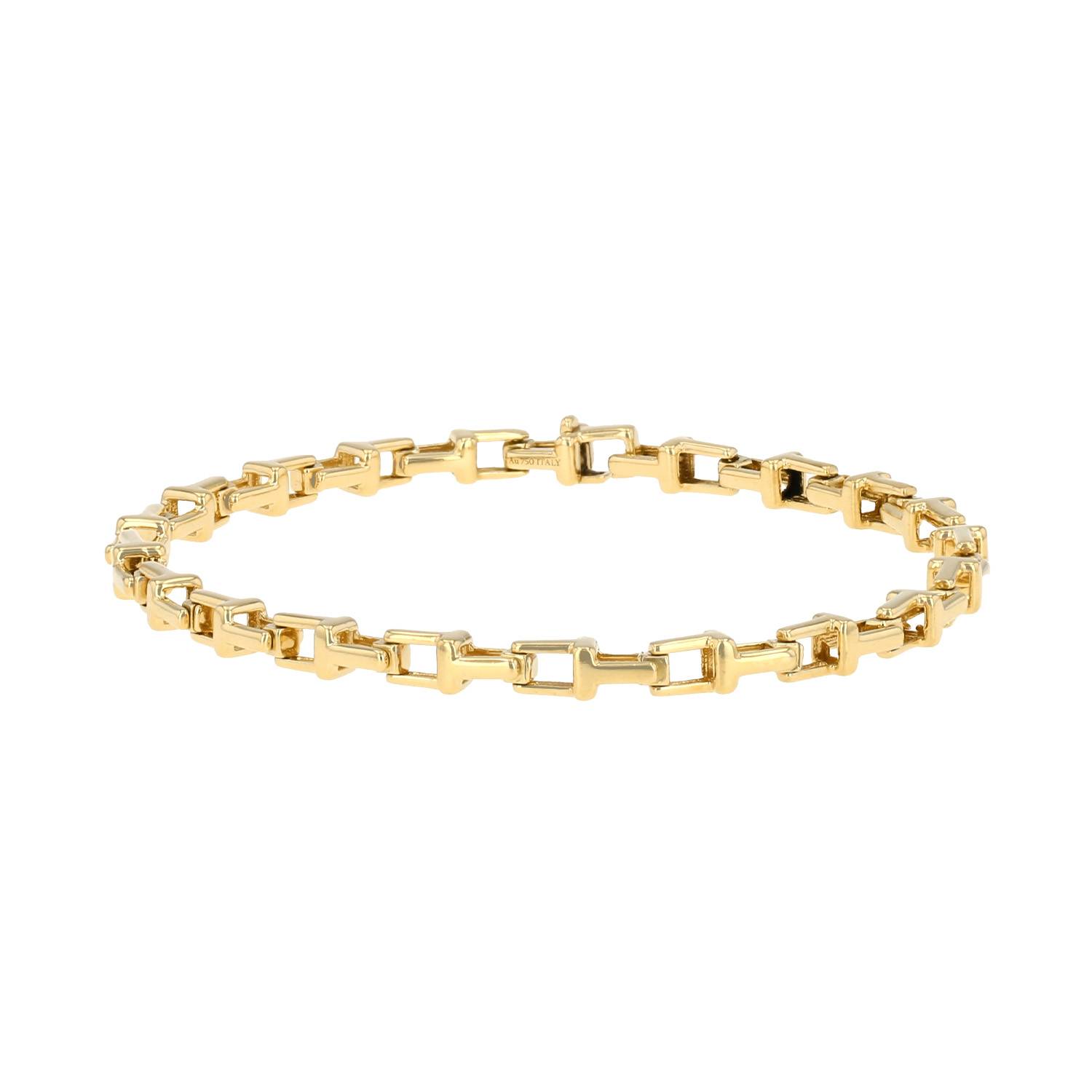 Tiffany 
Co Tiffany T bracelet in yellow gold