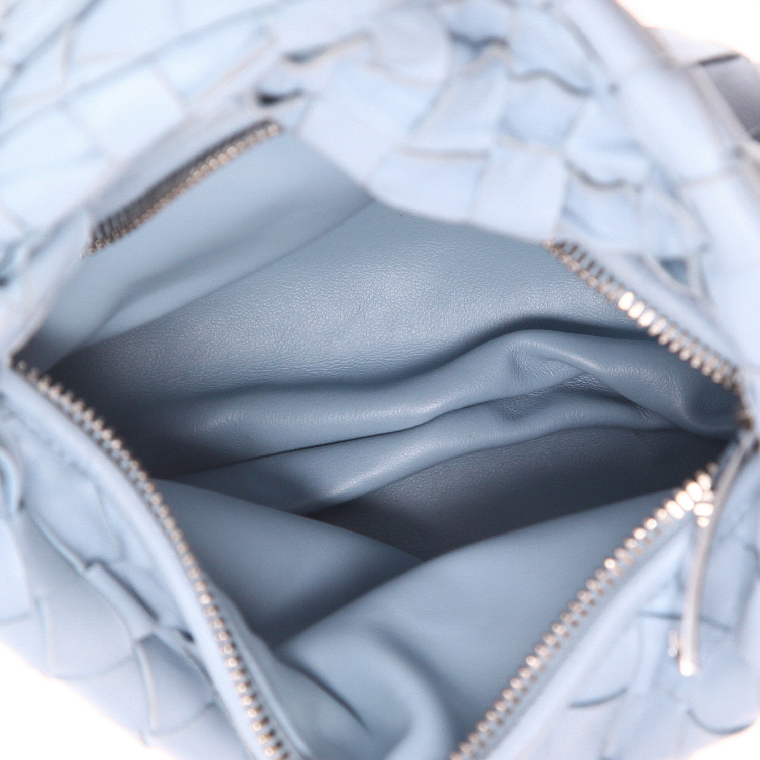 Bottega Veneta  Jodie handbag  in light blue intrecciato leather - Detail D3
