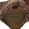 Bolso de mano Fendi  Baguette en lona monogram marrón - Detail D3 thumbnail
