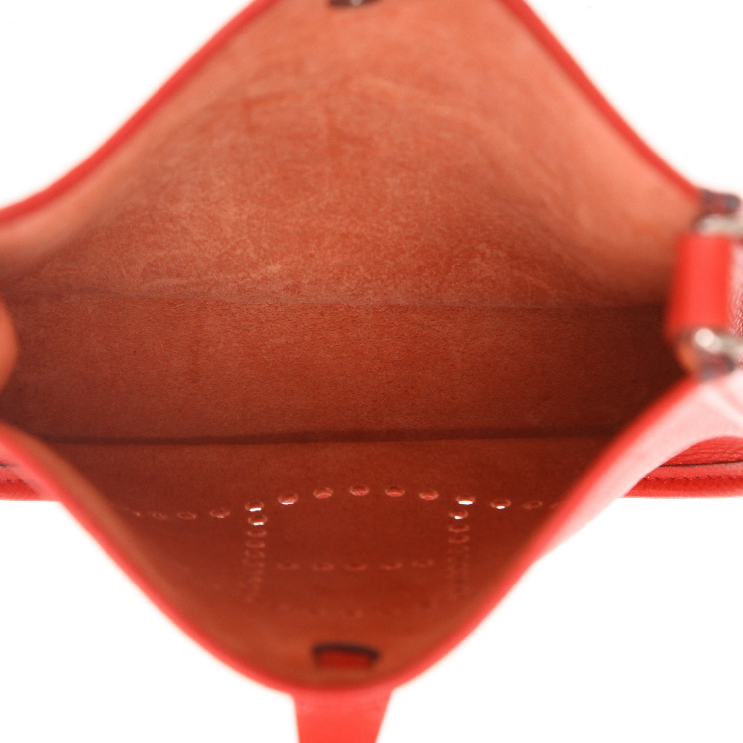Borsa a tracolla Hermès  Mini Evelyne in pelle Epsom rossa - Detail D3