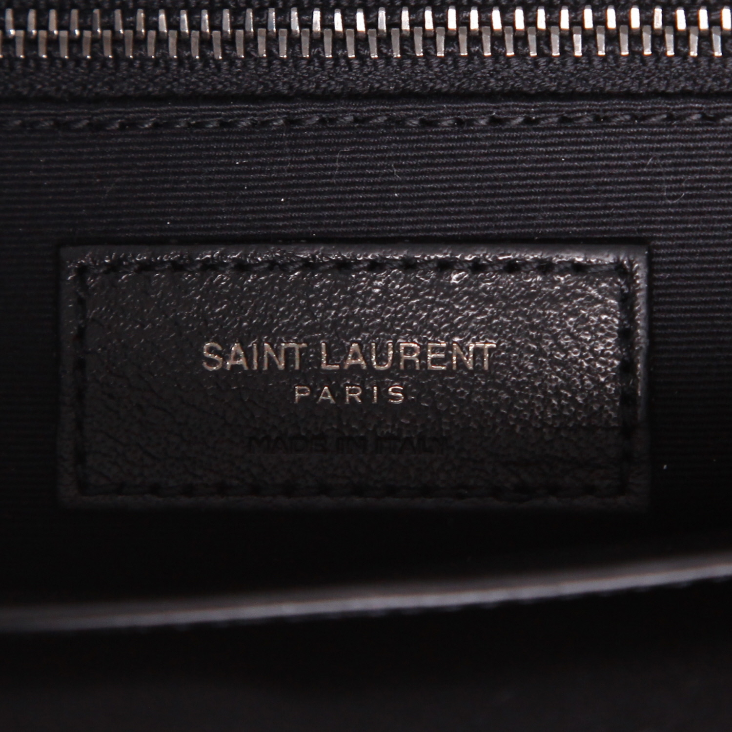 Saint Laurent  Niki medium model  shoulder bag  in black suede - Detail D2