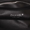 Chanel   handbag  in black grained leather - Detail D2 thumbnail