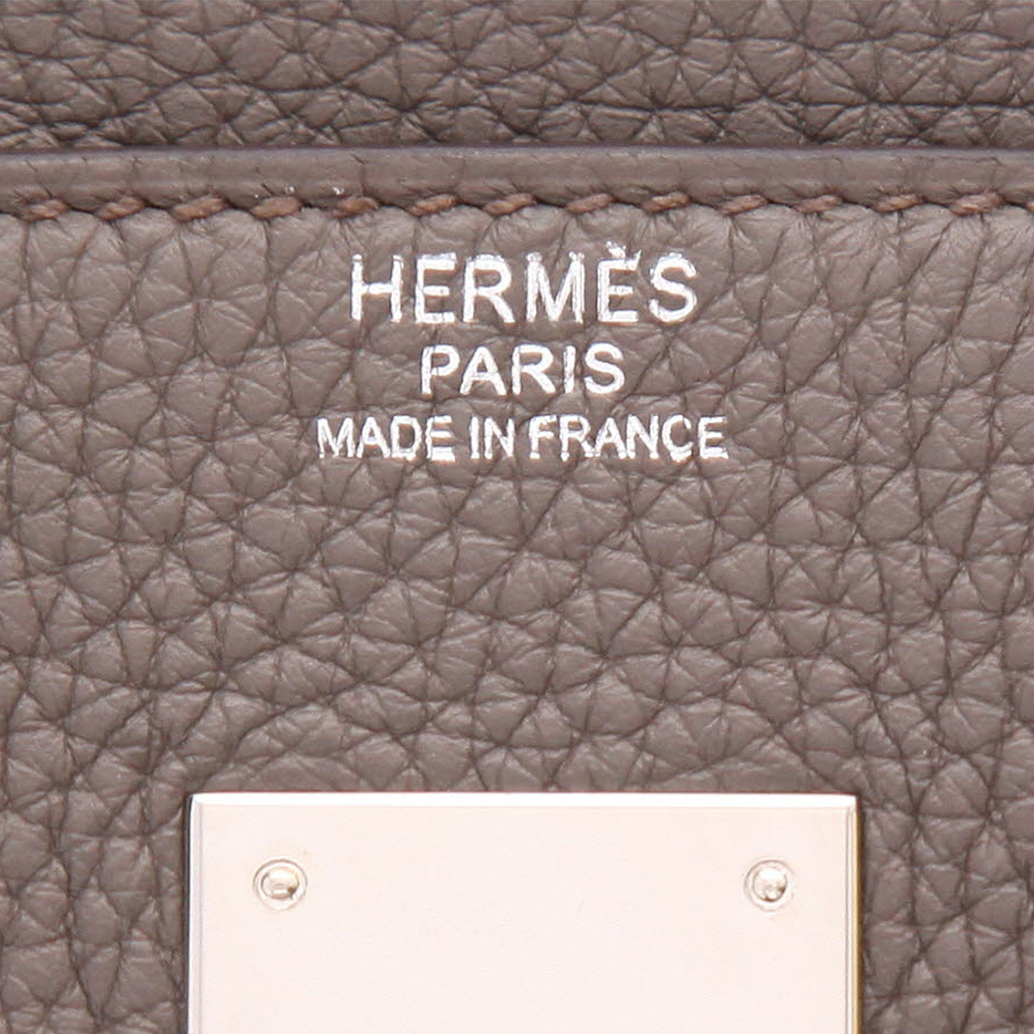 Sac à main Hermès  Birkin 30 cm en cuir togo gris - Detail D2