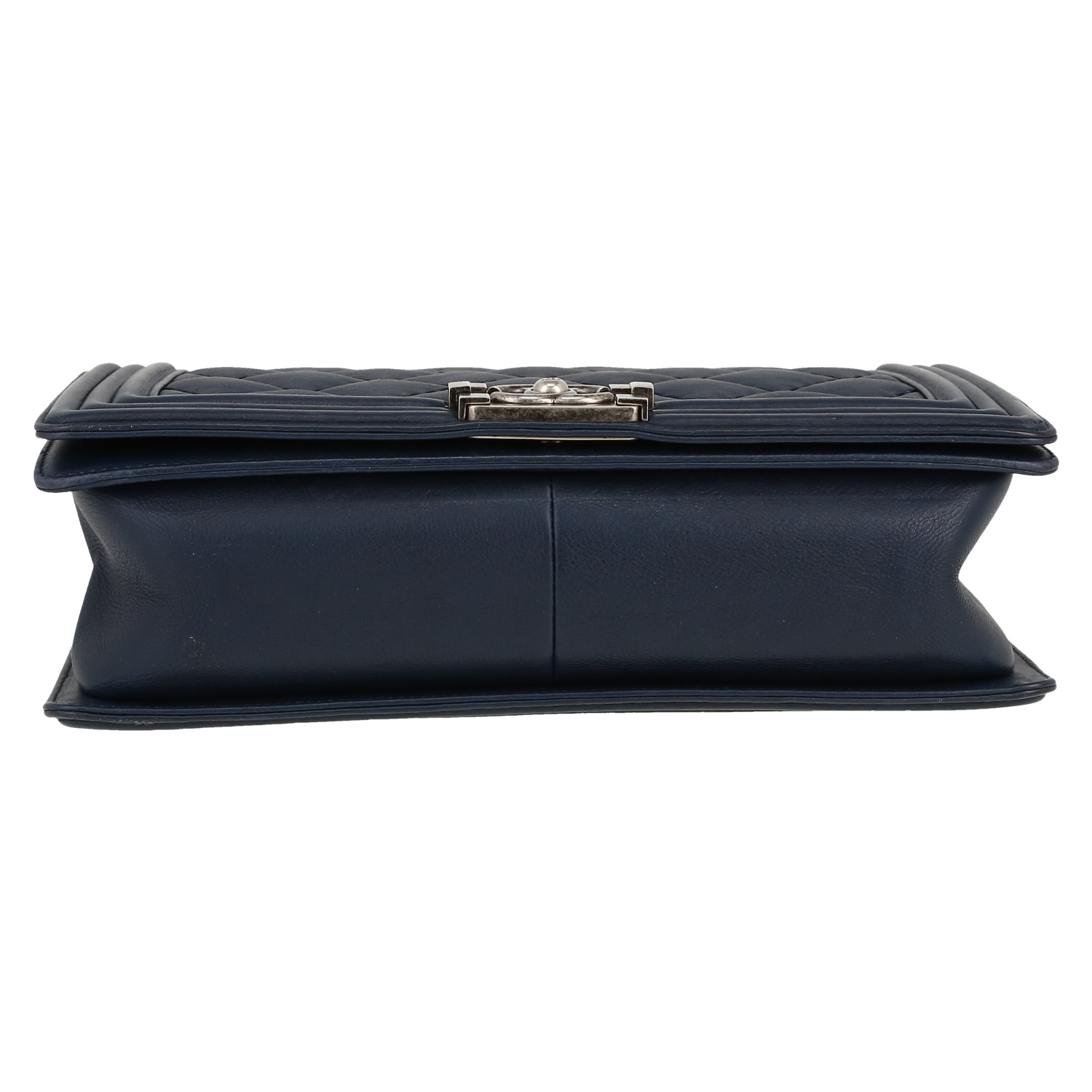 Chanel  Boy shoulder bag  in blue quilted leather - Detail D1