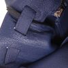 Hermès  Kelly 25 cm handbag  in blue togo leather - Detail D4 thumbnail