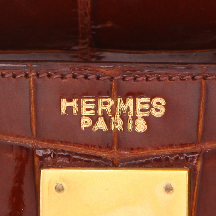 Sac à main Hermès  Kelly 32 cm en crocodile marron-havane - Detail D2