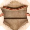 Bolso de mano Celine  Thais en cuero de obeja volteado beige y cuero marrón - Detail D3 thumbnail