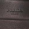 Prada   shopping bag  in black grained leather - Detail D2 thumbnail