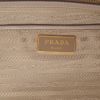 Sac à main Prada  Galleria en cuir saffiano gris - Detail D2 thumbnail