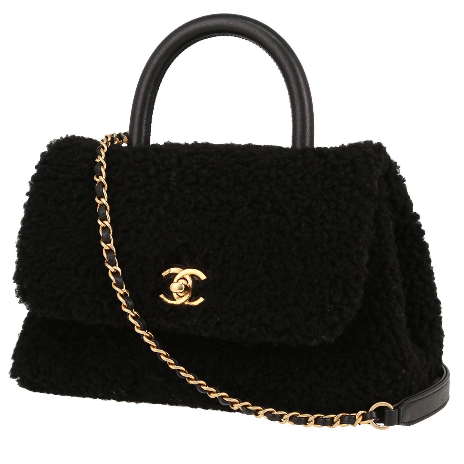 Chanel Coco Handle shoulder bag in black synthetic furr and black leather