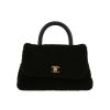 Sac bandoulière Chanel  Coco Handle en fourrure synthétique noire et cuir noir - 360 thumbnail