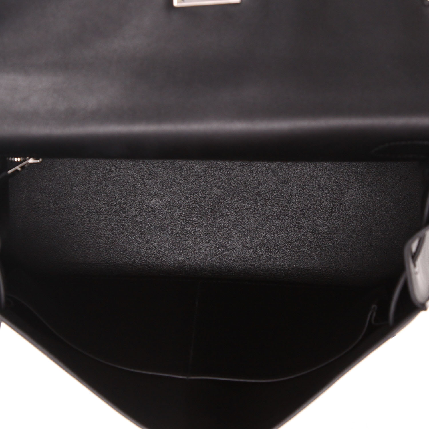 Sac à main Hermès  Kelly 32 cm en toile noire et crème et cuir noir - Detail D3