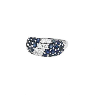 Vintage  ring in white gold, diamonds and sapphires