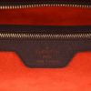 Bolso de mano Louis Vuitton  Sac Plat en lona a cuadros ébano y cuero marrón - Detail D2 thumbnail