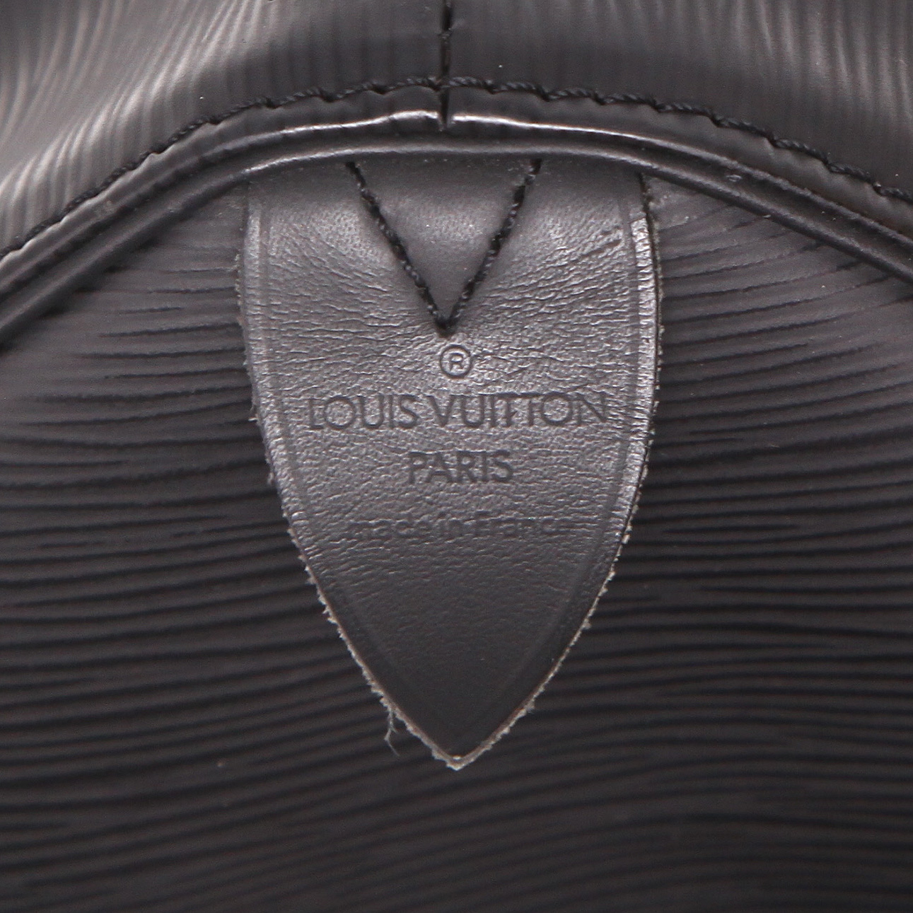 Louis Vuitton  Speedy 30 handbag  in black epi leather - Detail D2