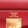 Hermès  Kelly 28 cm handbag  in Rubis Tadelakt leather - Detail D2 thumbnail