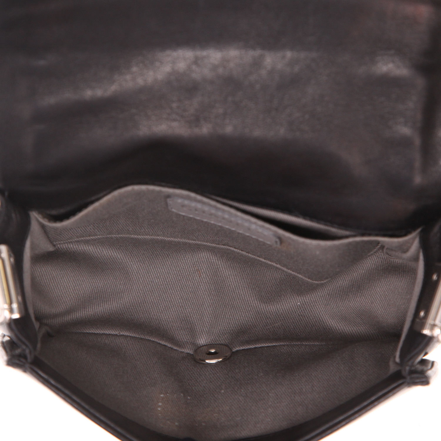 Sac bandoulière Chanel  Boy petit modèle  en cuir matelassé noir et galuchat blanc - Detail D3