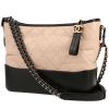 Chanel  Gabrielle  shoulder bag  in beige and black quilted leather - 00pp thumbnail