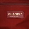 Bolso de mano Chanel  Timeless en cuero granulado acolchado negro - Detail D2 thumbnail