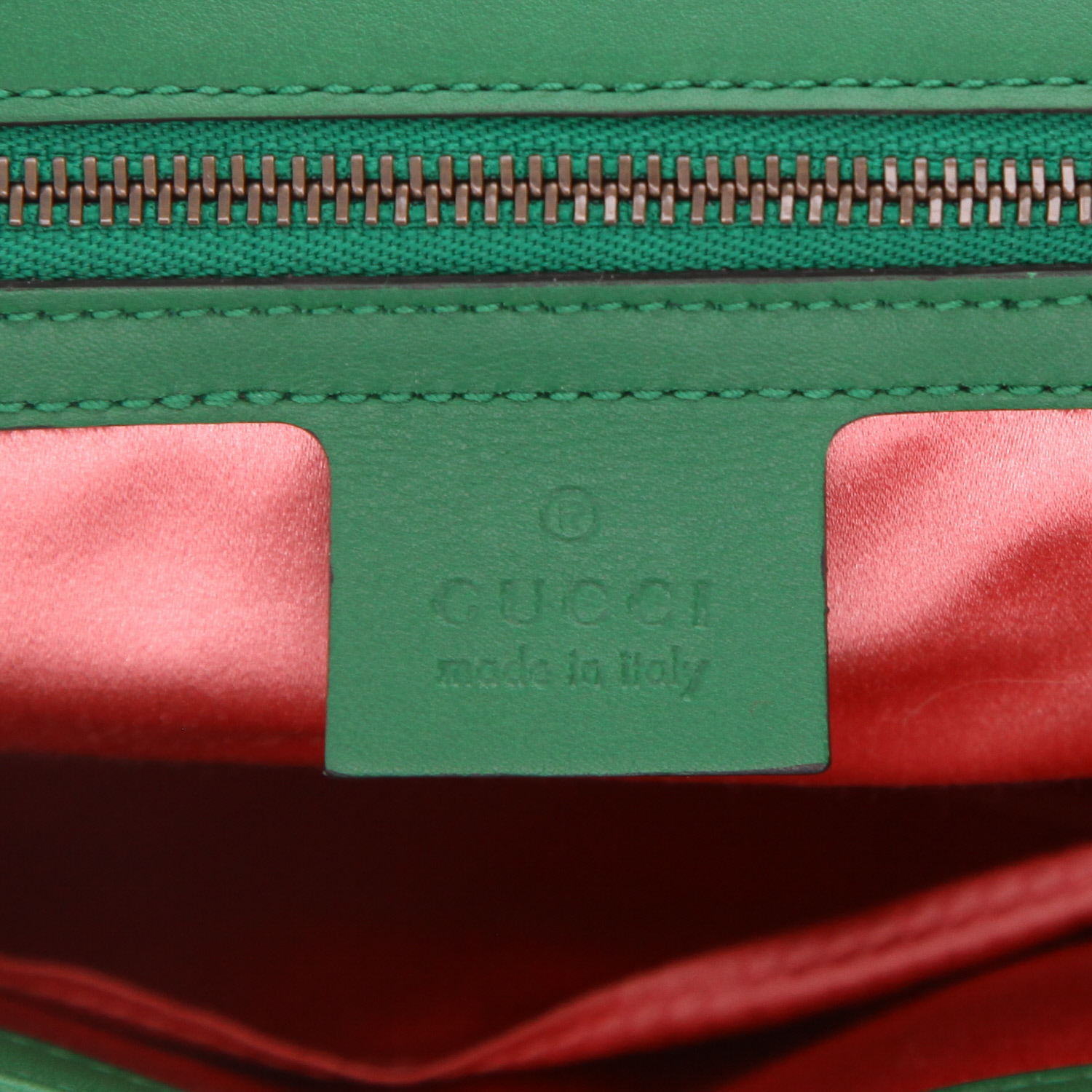 Gucci  GG Marmont shoulder bag  in green satin - Detail D2