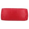 Sac de voyage Louis Vuitton  Keepall 55 en cuir épi rouge - Detail D4 thumbnail