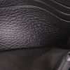 Billetera Gucci  GG Marmont mini  en cuero negro - Detail D2 thumbnail