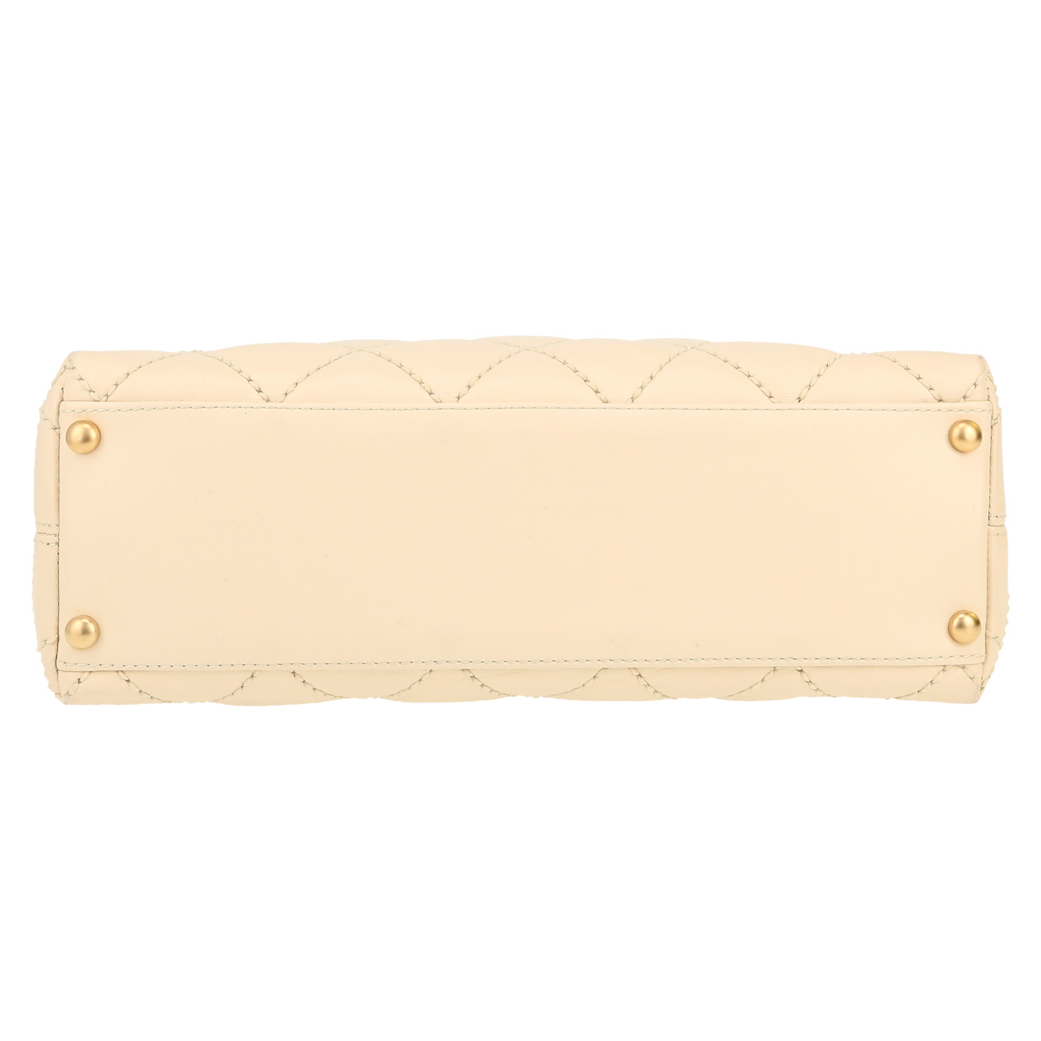 Sac à main Chanel   en cuir matelassé beige - Detail D1