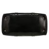 Chanel   handbag  in black patent leather - Detail D1 thumbnail