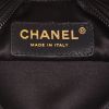Chanel   handbag  in black leather - Detail D2 thumbnail